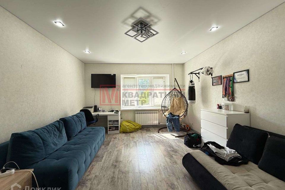 Продаётся 1-комнатная квартира, 54 м²