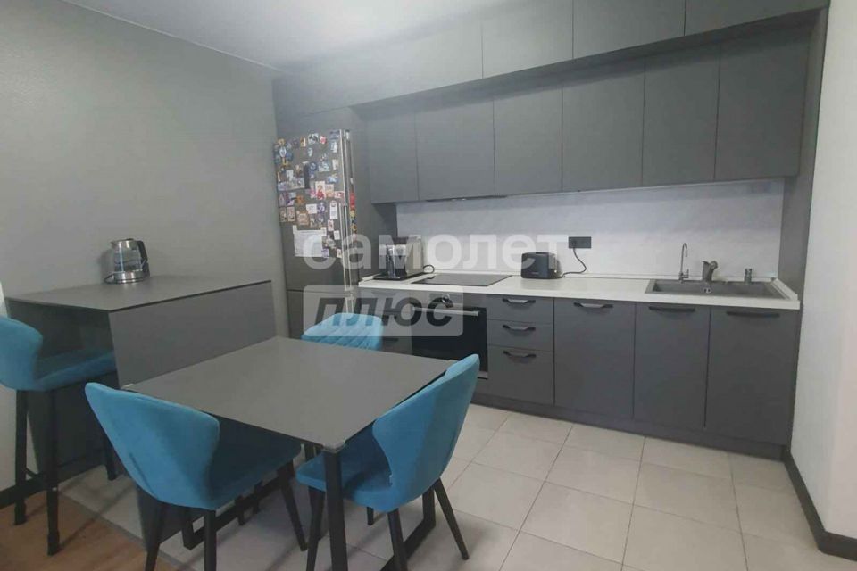 Продаётся 2-комнатная квартира, 61.8 м²
