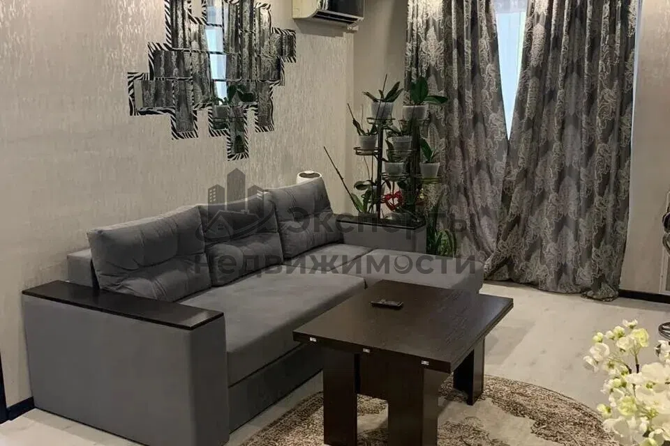 Продаётся 2-комнатная квартира, 54 м²