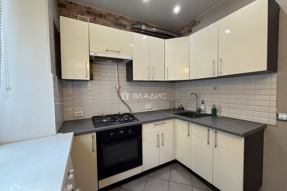 Продаётся 3-комнатная квартира, 54.8 м²