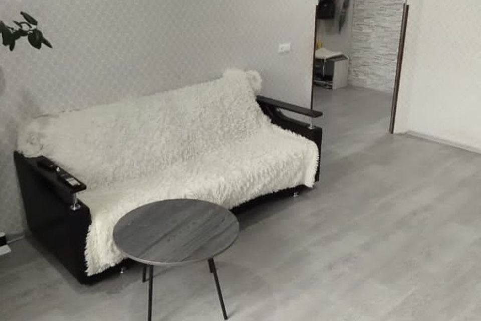 Продаётся 3-комнатная квартира, 61.5 м²