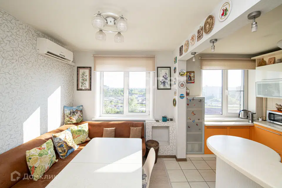 Продаётся 3-комнатная квартира, 67 м²