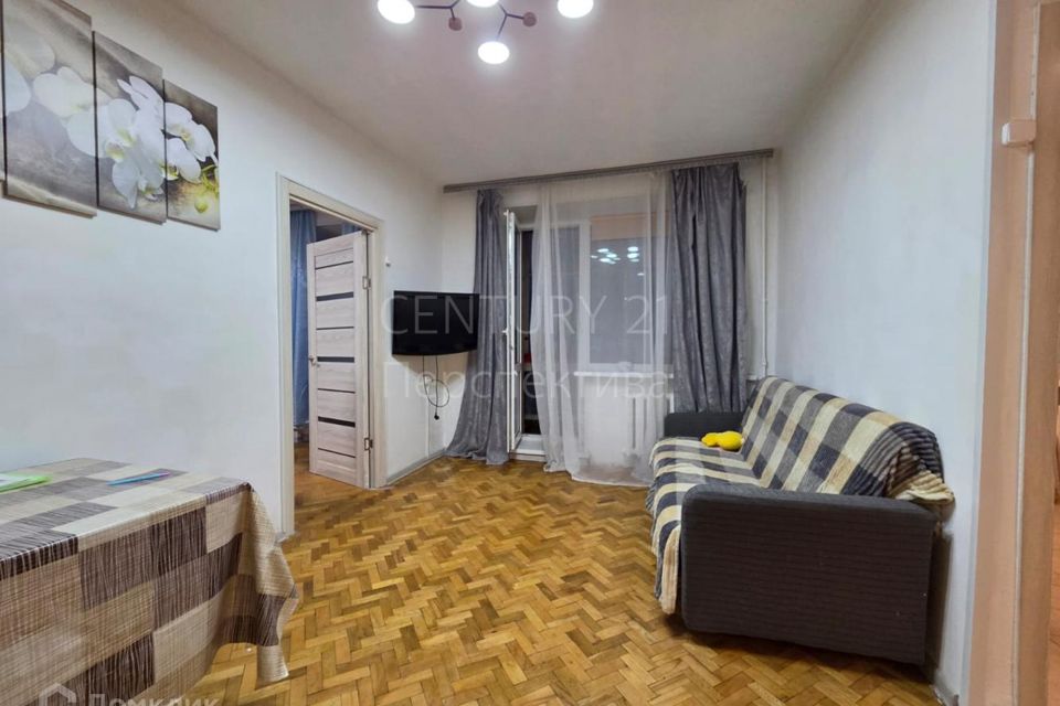 Продаётся 2-комнатная квартира, 42.7 м²