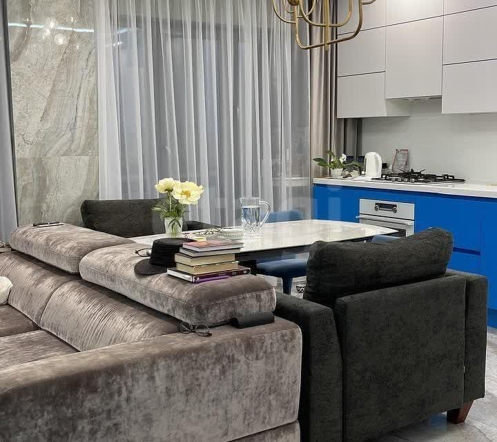Продаётся 2-комнатная квартира, 67.3 м²