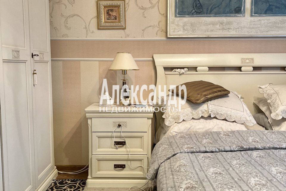 Продаётся 3-комнатная квартира, 97.9 м²