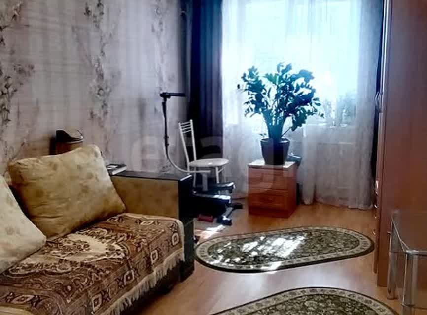 Продаётся 3-комнатная квартира, 60 м²