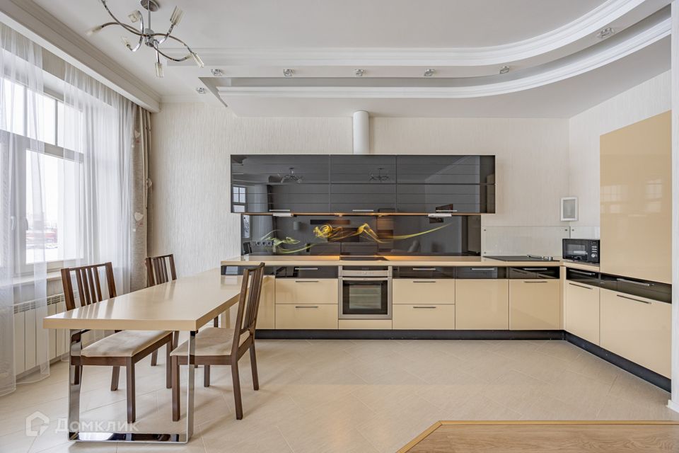 Сдаётся 3-комнатная квартира, 110 м²