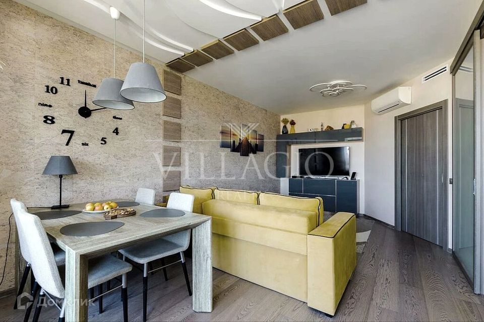 Продаётся 3-комнатная квартира, 105.7 м²