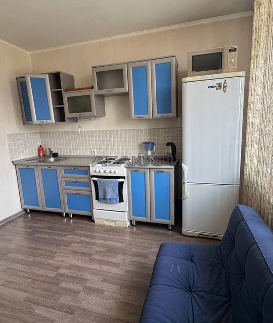 Сдаётся 1-комнатная квартира, 39 м²