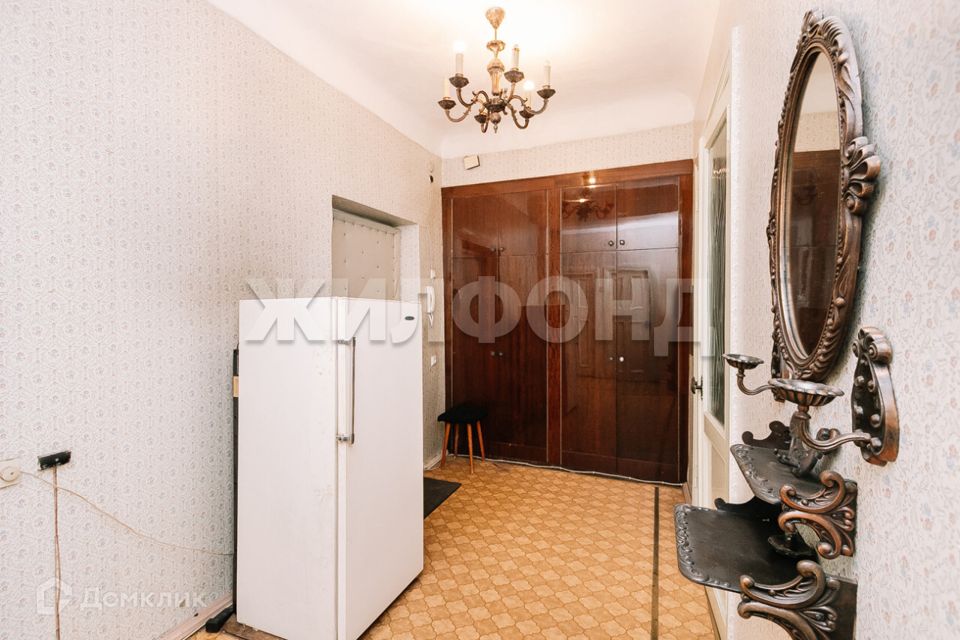 Продаётся 2-комнатная квартира, 71.7 м²