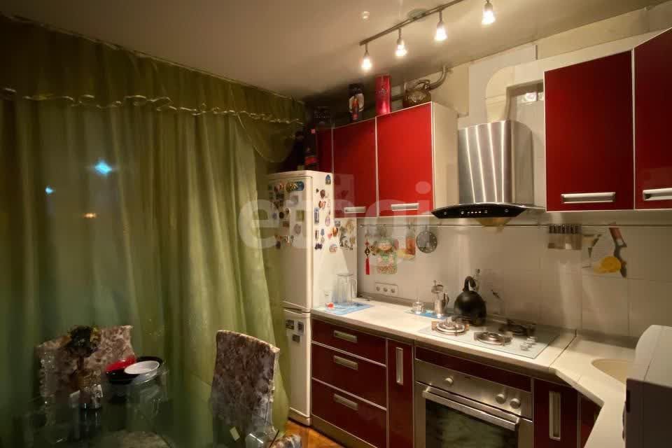 Продаётся 3-комнатная квартира, 65 м²