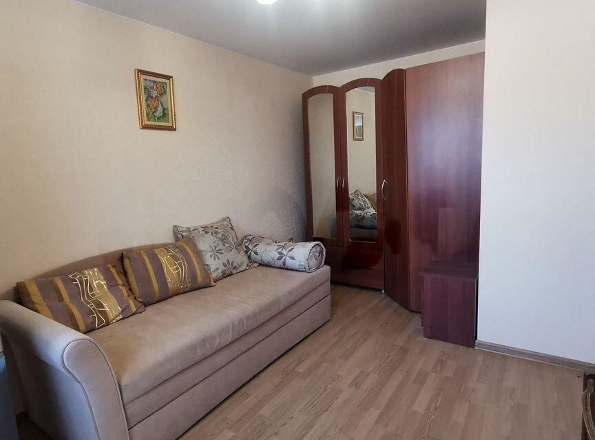 Продаётся 3-комнатная квартира, 57.4 м²