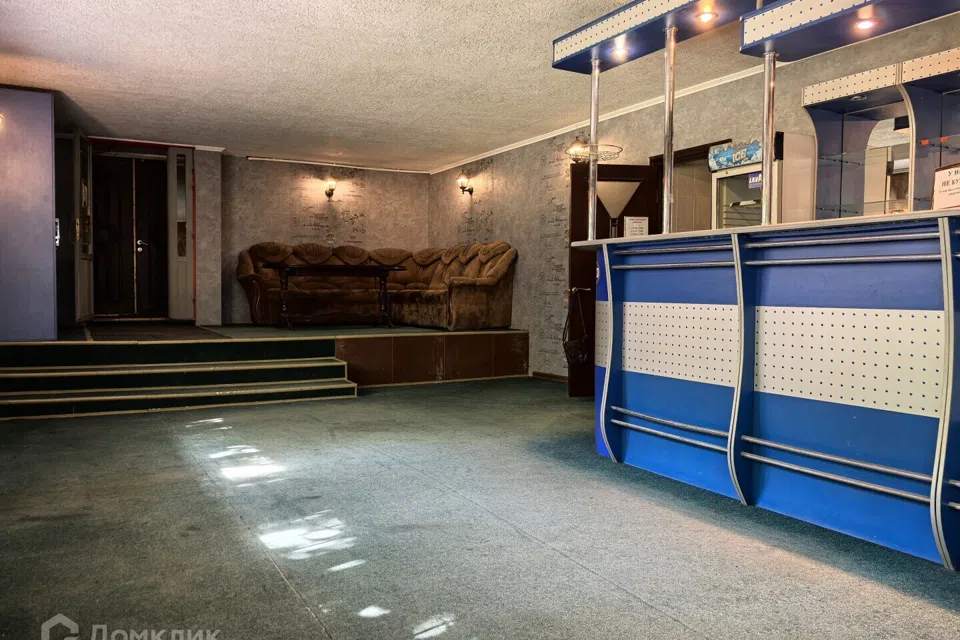 Продаётся торговое помещение, 494.8 м²