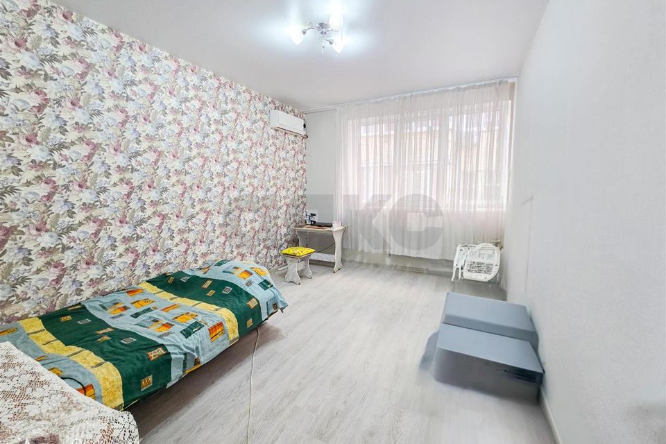 Продаётся 1-комнатная квартира, 41 м²