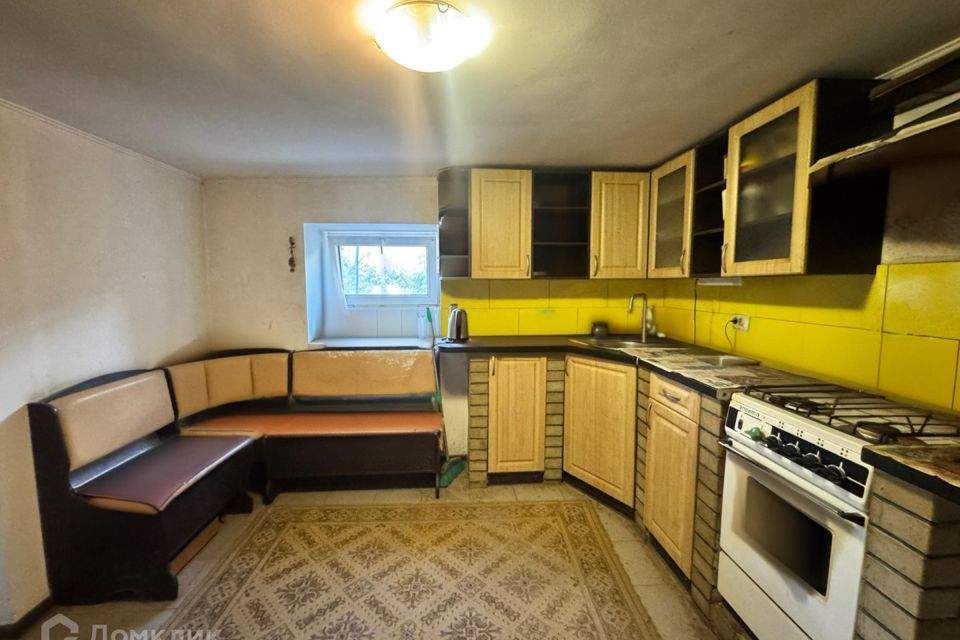 Продаётся 2-этажный дом, 140 м²