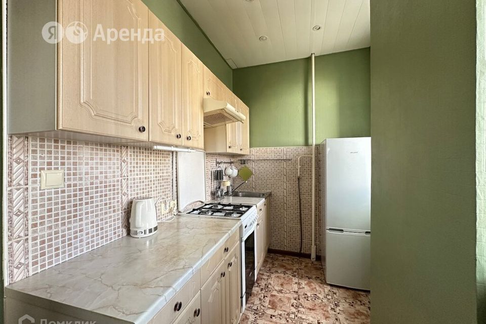 Сдаётся 2-комнатная квартира, 58 м²