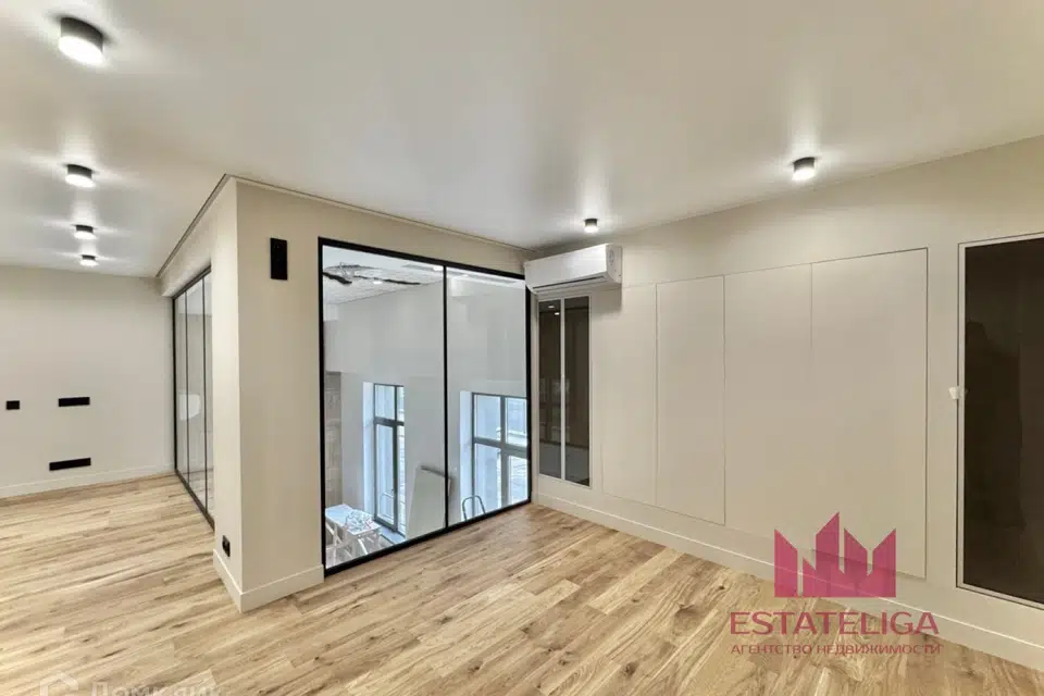 Продаётся 3-комнатная квартира, 120 м²