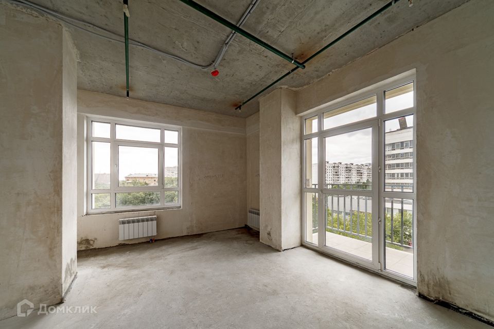 Продаётся 2-комнатная квартира, 72.4 м²