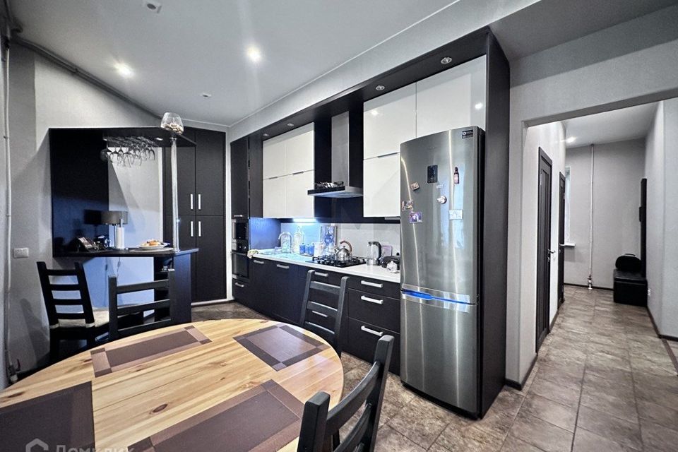 Продаётся 3-комнатная квартира, 80 м²