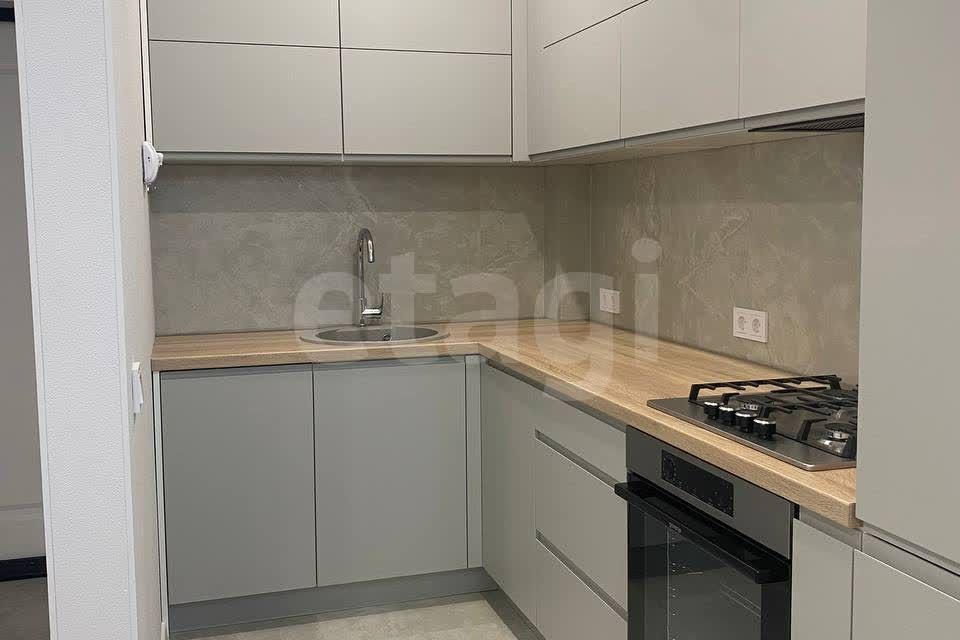 Продаётся 1-комнатная квартира, 44.2 м²
