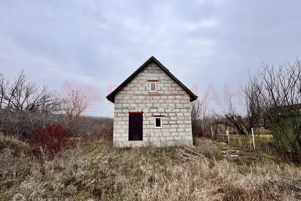 Продаётся 2-этажный дом, 90 м²