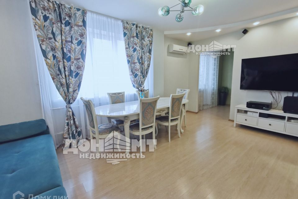 Продаётся 3-комнатная квартира, 90 м²