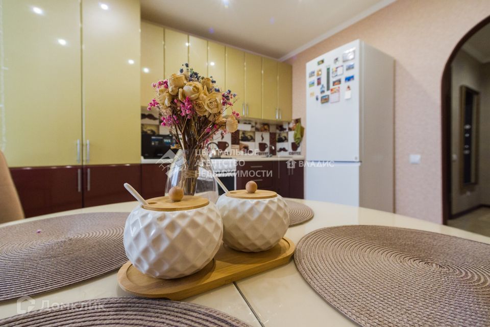 Продаётся 1-комнатная квартира, 41.1 м²