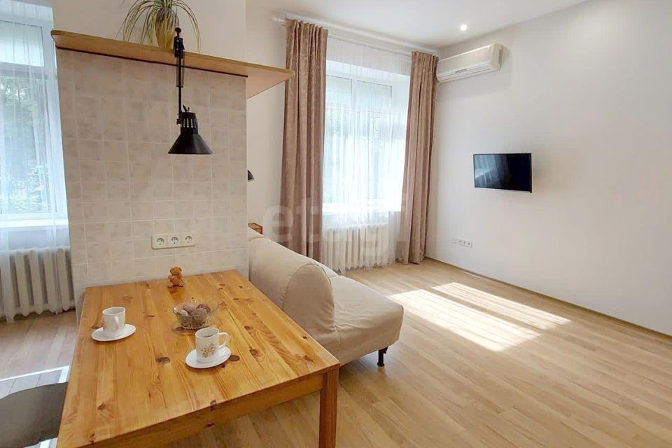 Продаётся 1-комнатная квартира, 36 м²