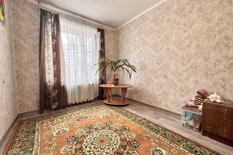 Продаётся 2-комнатная квартира, 48.3 м²