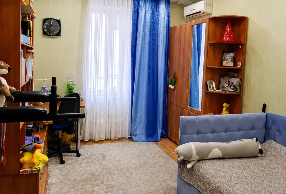 Продаётся 3-комнатная квартира, 94 м²