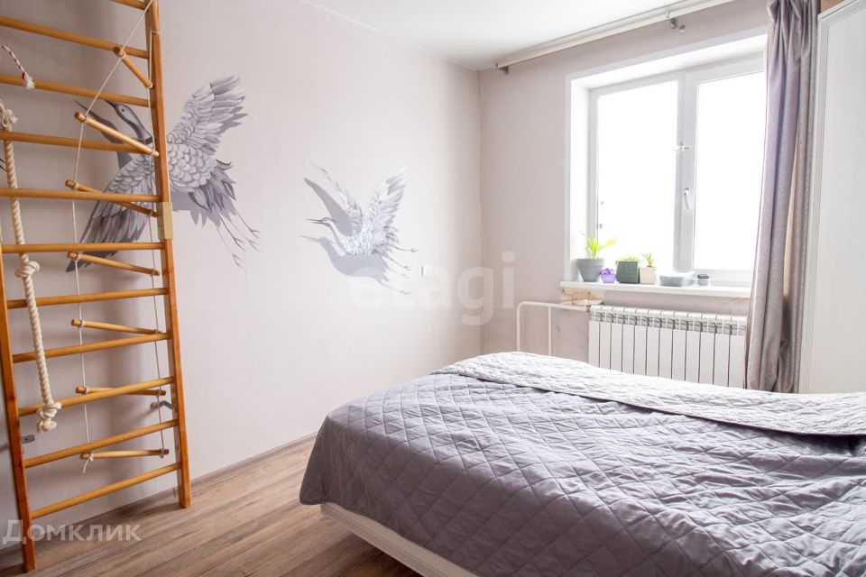 Продаётся 3-комнатная квартира, 64.7 м²