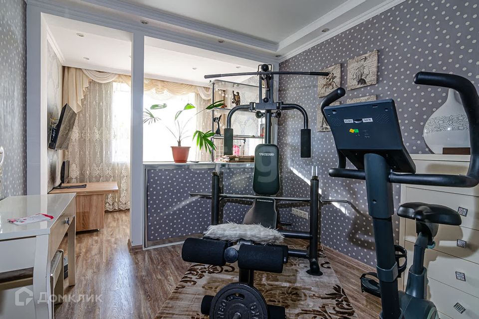 Продаётся 3-комнатная квартира, 100 м²