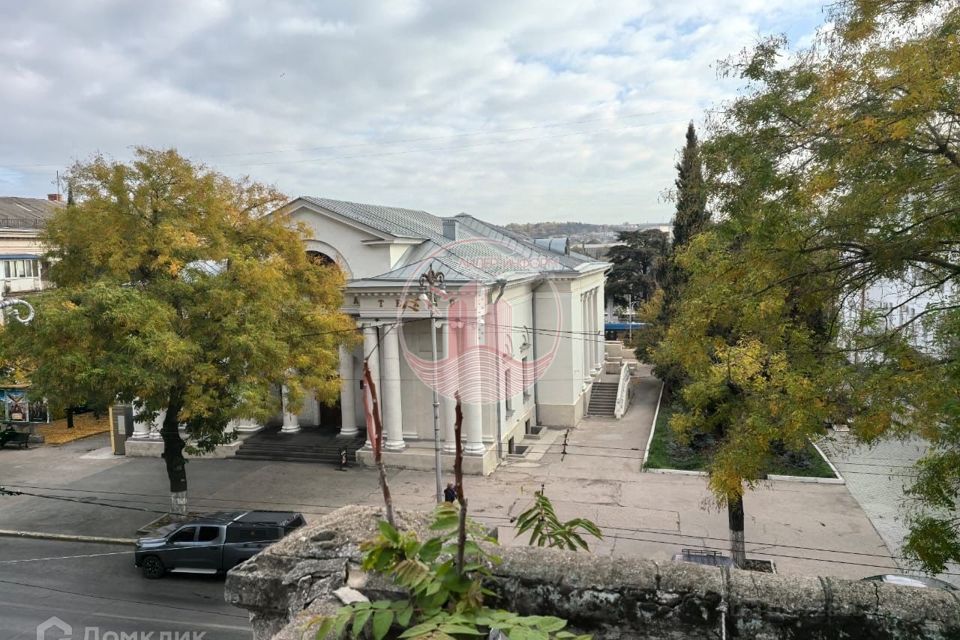Продаётся 2-комнатная квартира, 56.1 м²