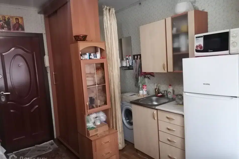 Продаётся комната в 1-комн. квартире, 14 м²