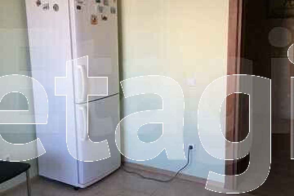 Сдаётся 2-комнатная квартира, 82.7 м²