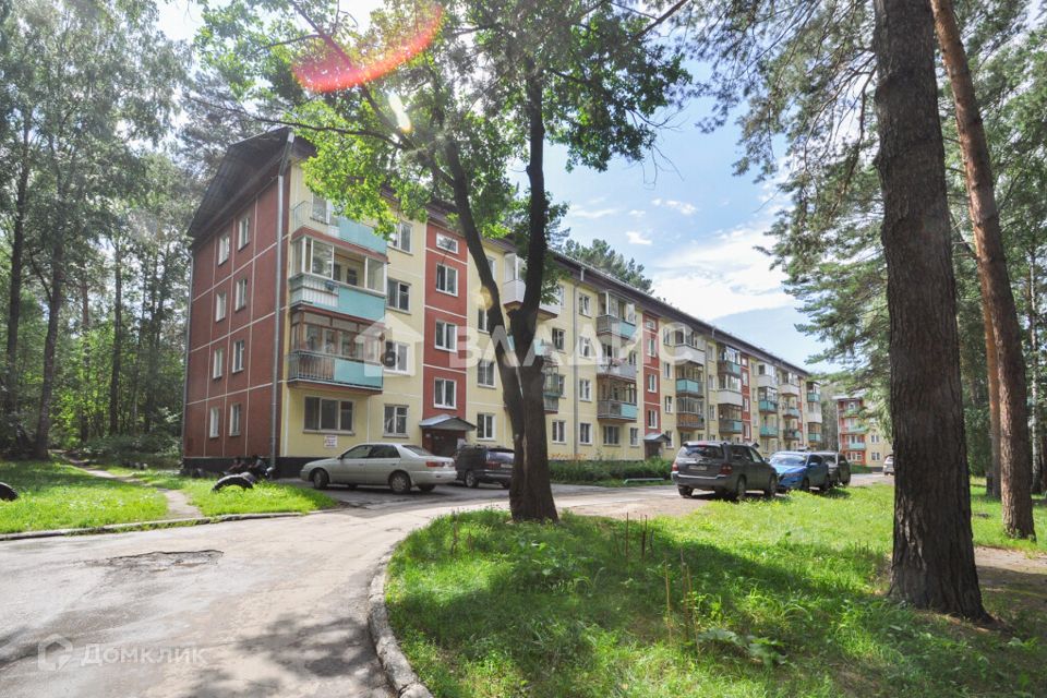Продаётся 1-комнатная квартира, 30.9 м²