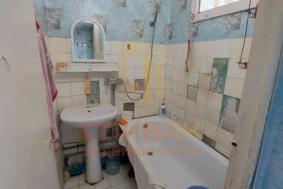 Продаётся 3-комнатная квартира, 61.8 м²