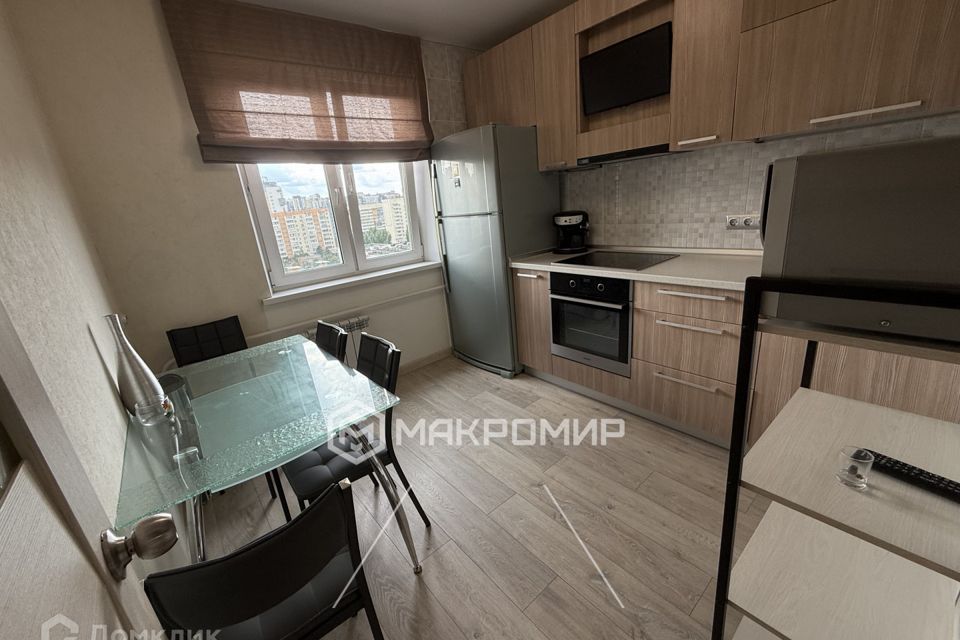 Сдаётся 1-комнатная квартира, 48.3 м²
