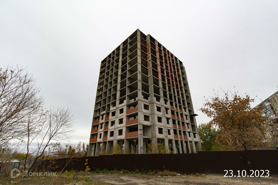 Продаётся 3-комнатная квартира, 108 м²