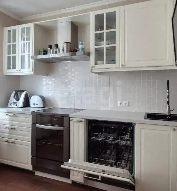 Продаётся 2-комнатная квартира, 57.9 м²
