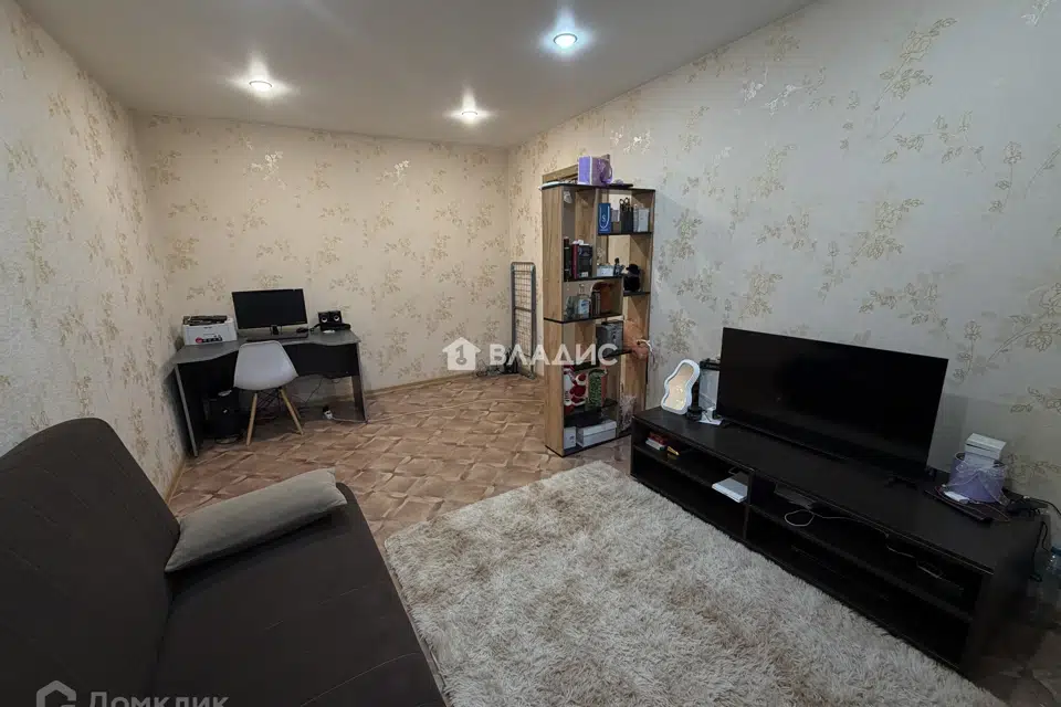 Продаётся 1-комнатная квартира, 42.5 м²