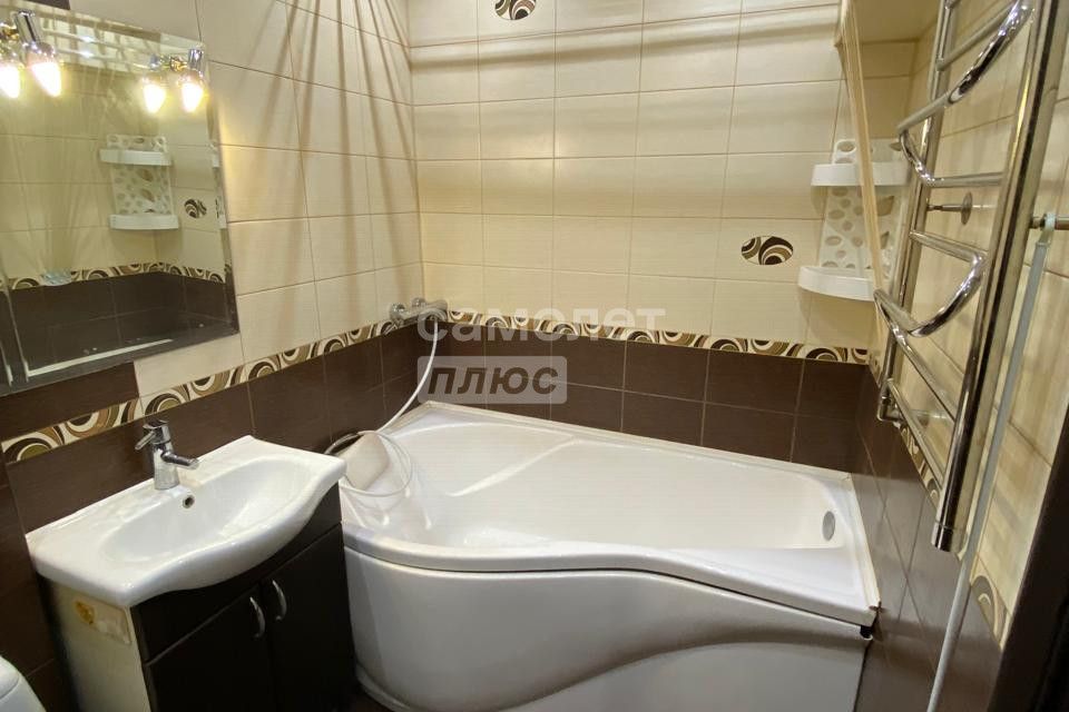 Сдаётся 2-комнатная квартира, 49 м²