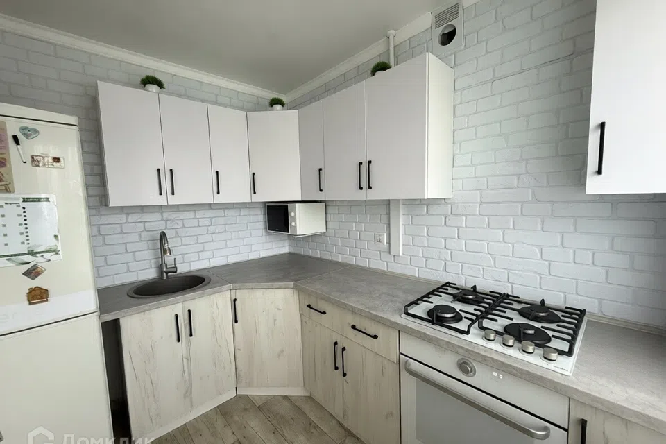 Продаётся 3-комнатная квартира, 62.4 м²
