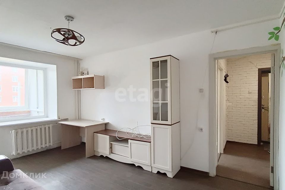 Продаётся 2-комнатная квартира, 47.6 м²