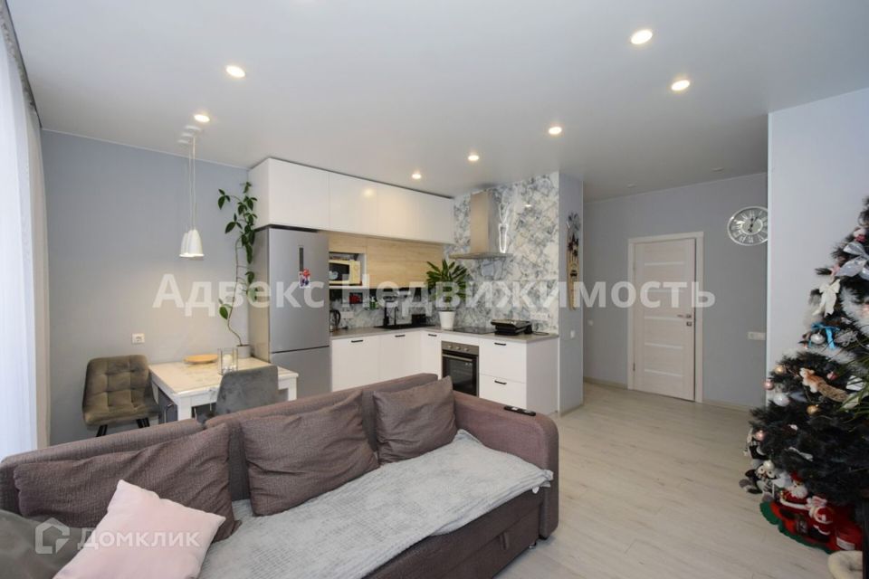 Продаётся 2-комнатная квартира, 64.8 м²