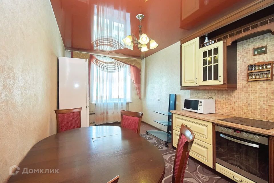 Продаётся 3-комнатная квартира, 92.9 м²