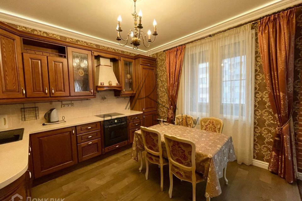 Сдаётся 3-комнатная квартира, 84 м²