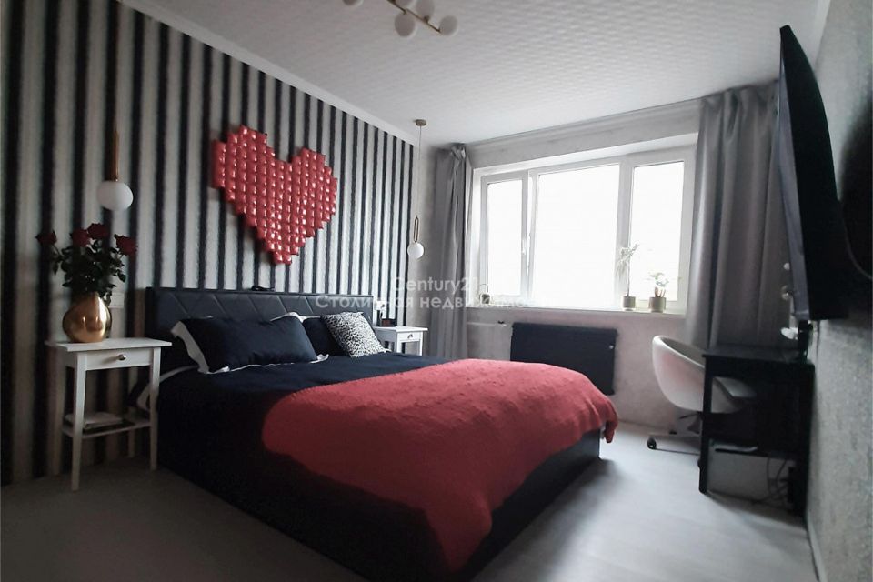 Продаётся 4-комнатная квартира, 99.5 м²