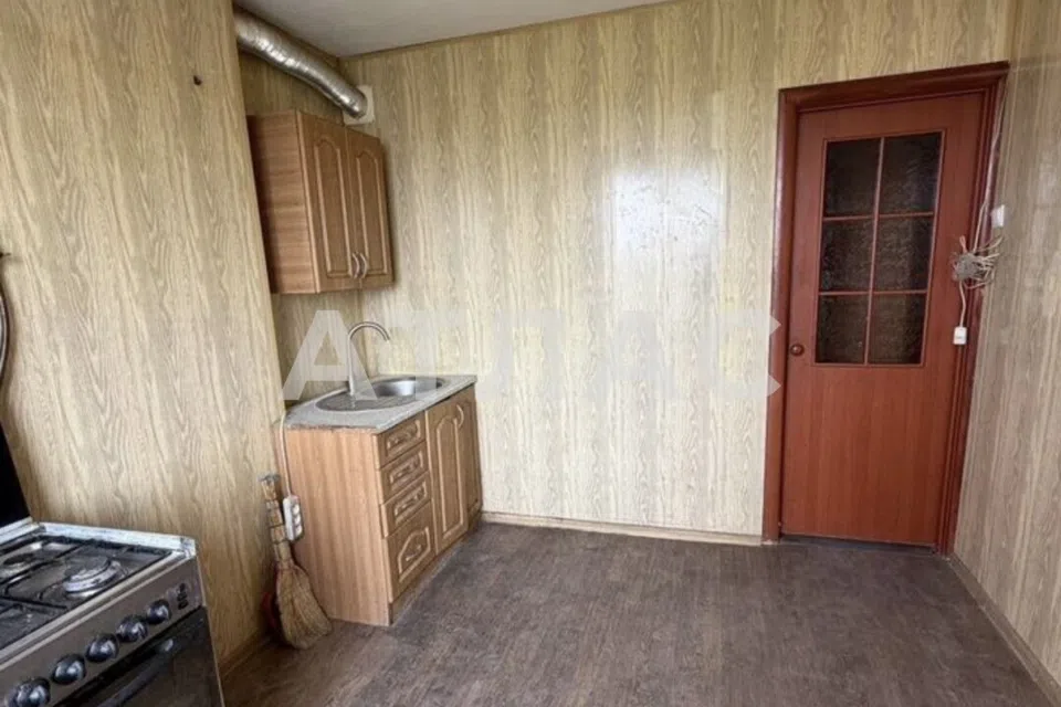 Продаётся 3-комнатная квартира, 56.3 м²