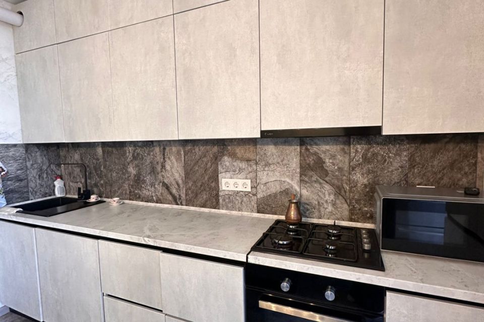 Сдаётся 1-комнатная квартира, 43 м²